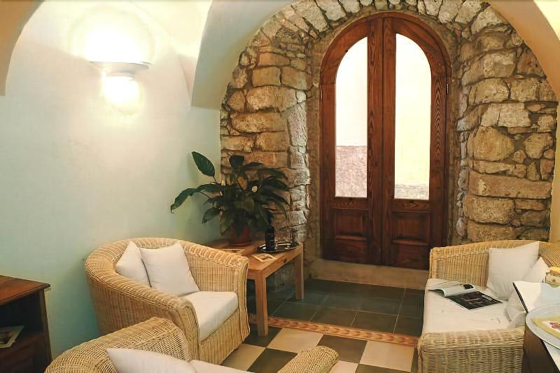 Corte Fiorita - Lobi