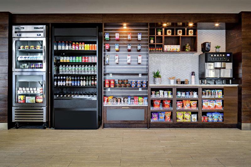 Doubletree by Hilton Fairfield - Restoran