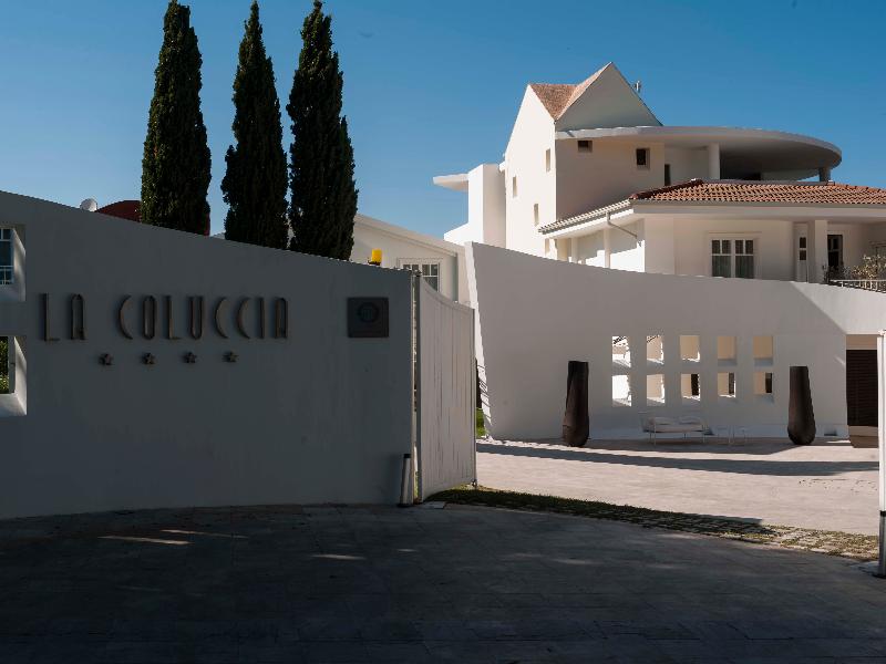 Coluccia Hotel & Beach Club - Lobi