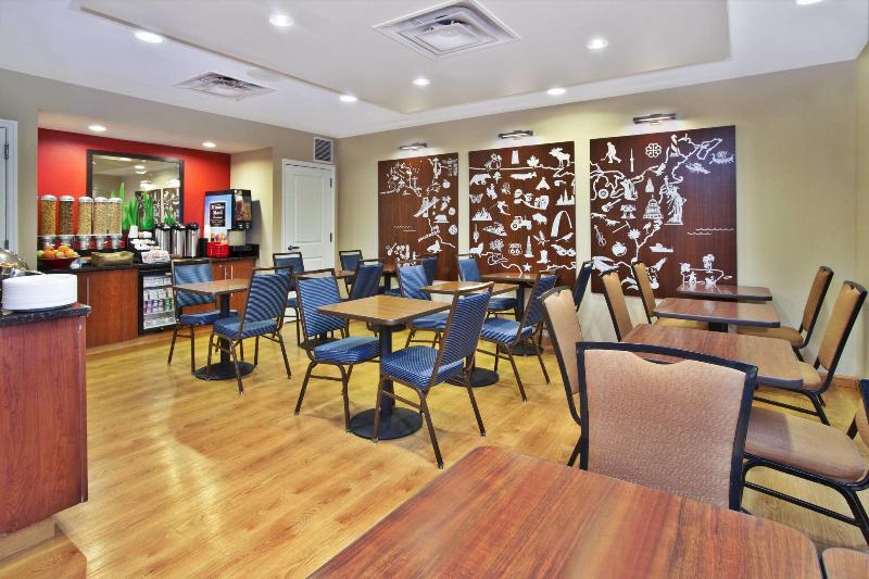 Towneplace Suites Republic Airport Long Island/Far - Restoran