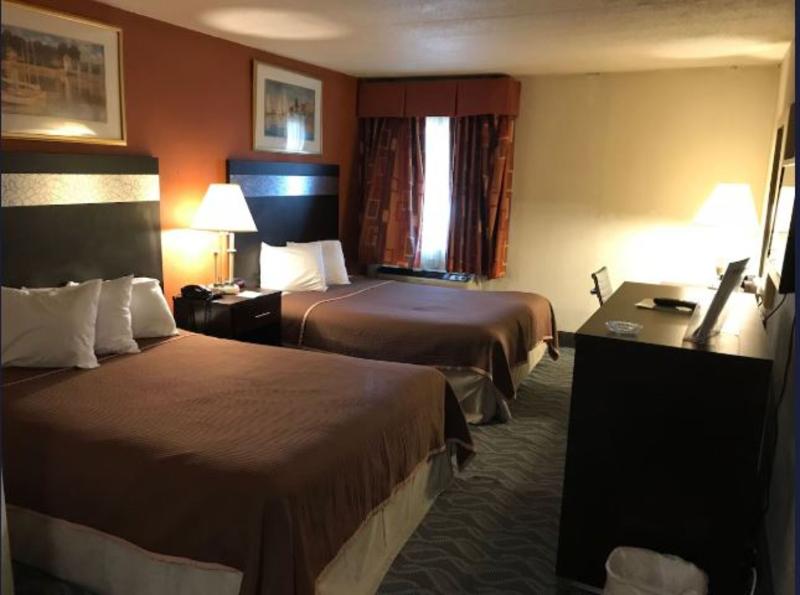 Howard Johnson Hotel by Wyndham Newark Airport - Oda