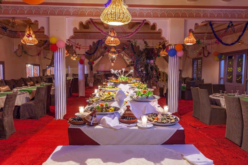 Kasbah Tizzarouine - Restoran