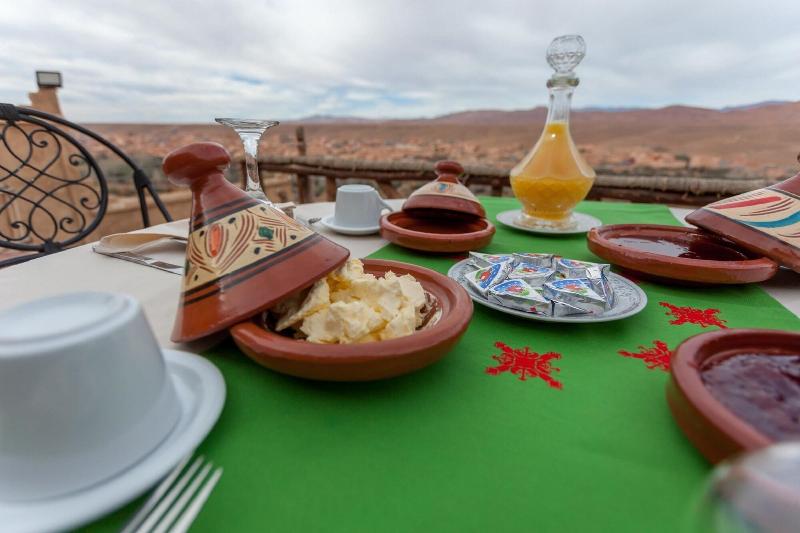 Kasbah Tizzarouine - Restoran