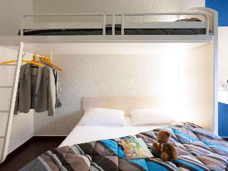 Hotel F1 Orange Centre Echangeur A7 A9