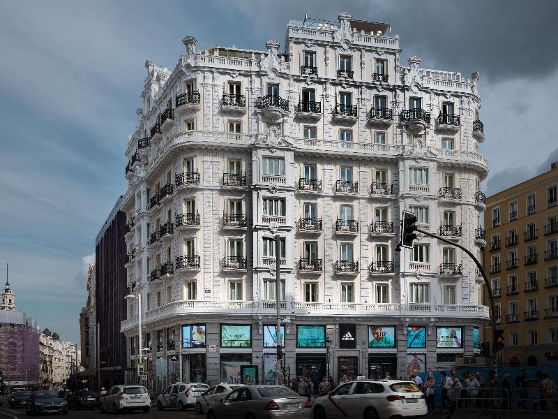 NH Collection Madrid Gran Vía - Genel