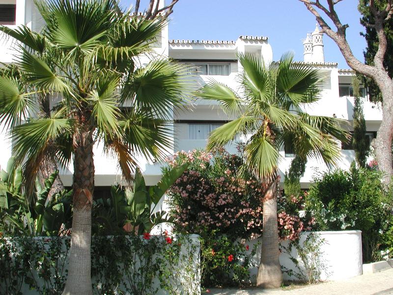 Vale do Garrao Villas - Genel