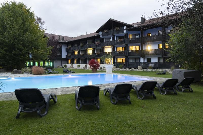 Golf & Alpin Wellness Resort Hotel Ludwig Royal - Havuz