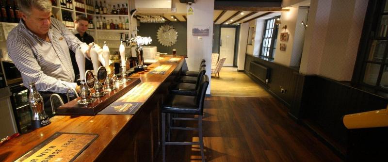 The Bear - Bar