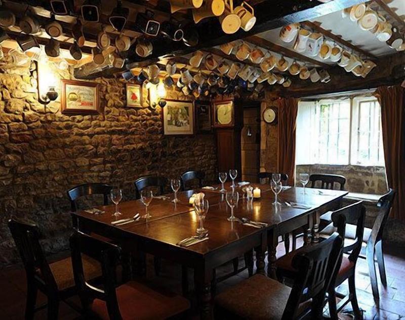 The Falkland Arms - Restoran