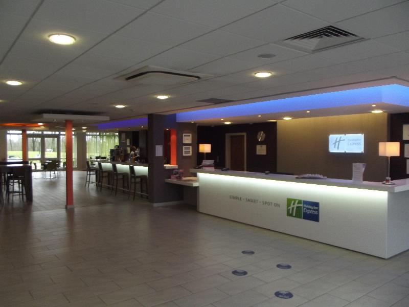 Holiday Inn Express Preston - South - Lobi