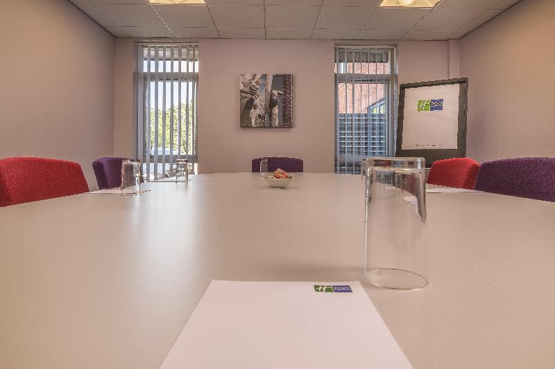 Holiday Inn Express Preston - South - Toplantı