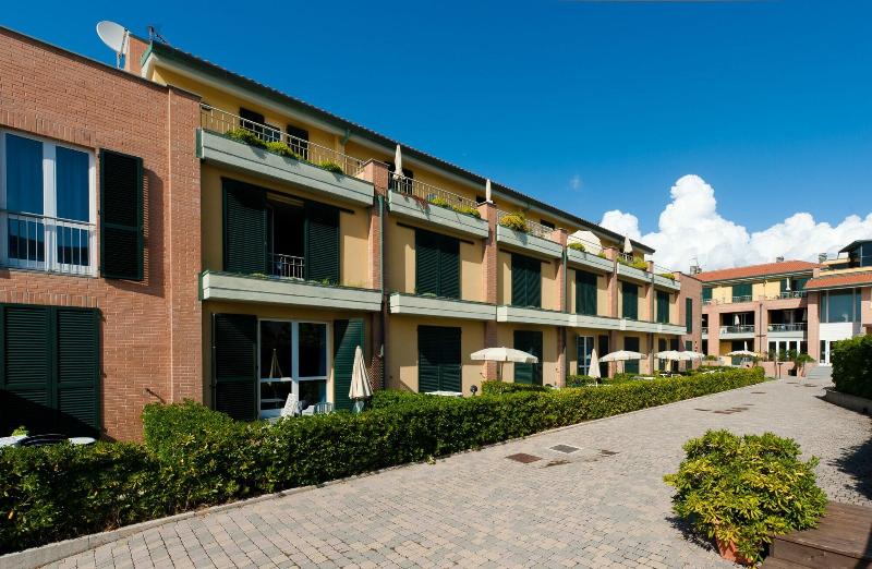 Residence Continental Resort - Genel