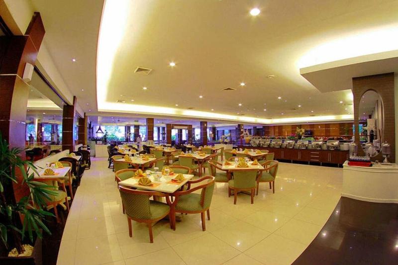 Pangeran Beach - Restoran