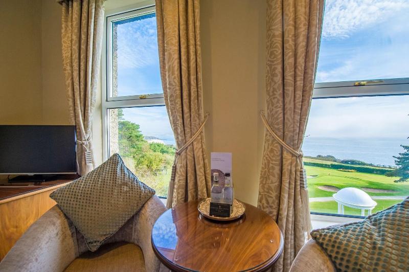 The Carlyon Bay - Genel