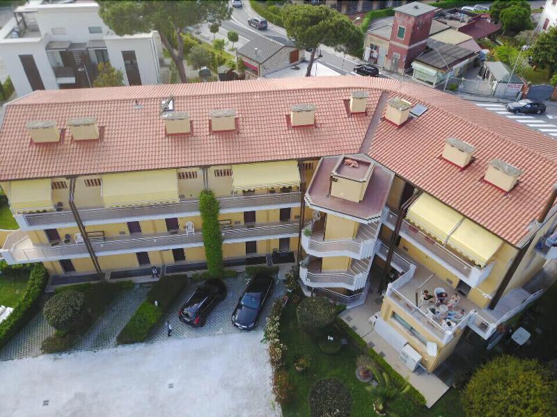 Residence Il Caminetto - Genel