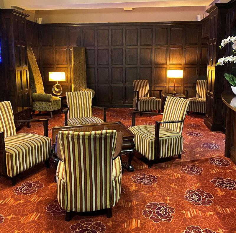 Barton Manor Hotel & Spa; BW Signature Collection - Bar
