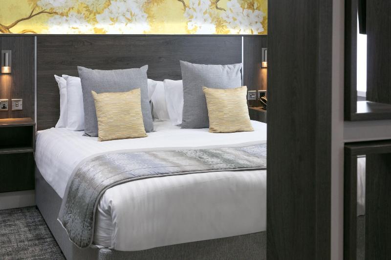 Barton Manor Hotel & Spa; BW Signature Collection - Oda