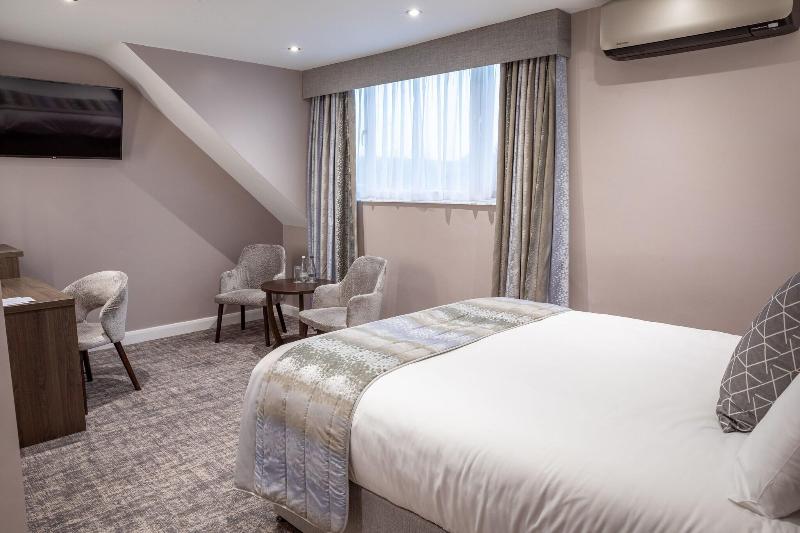 Barton Manor Hotel & Spa; BW Signature Collection - Oda