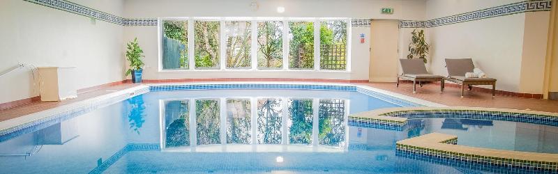 Barton Manor Hotel & Spa; BW Signature Collection - Havuz