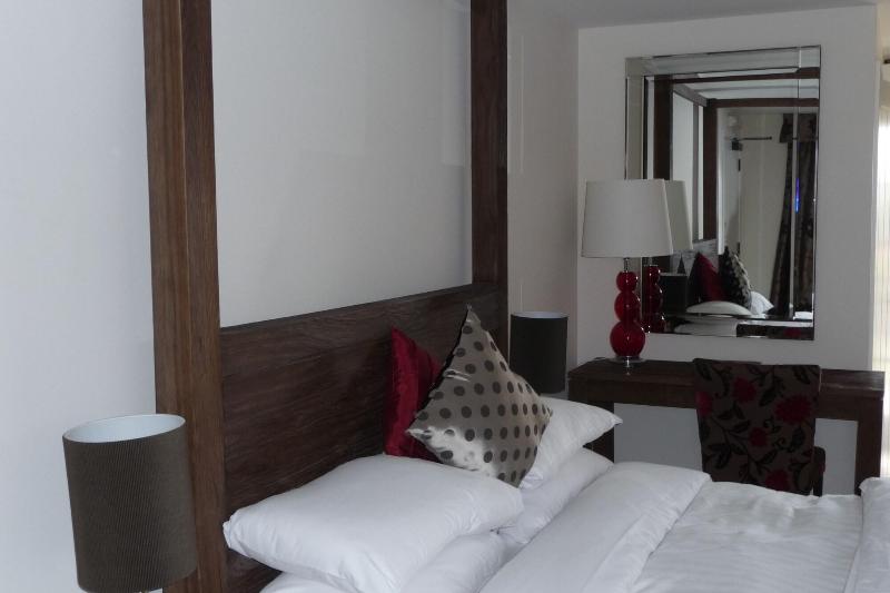 Crouchers Country Hotel - Hotel - Oda