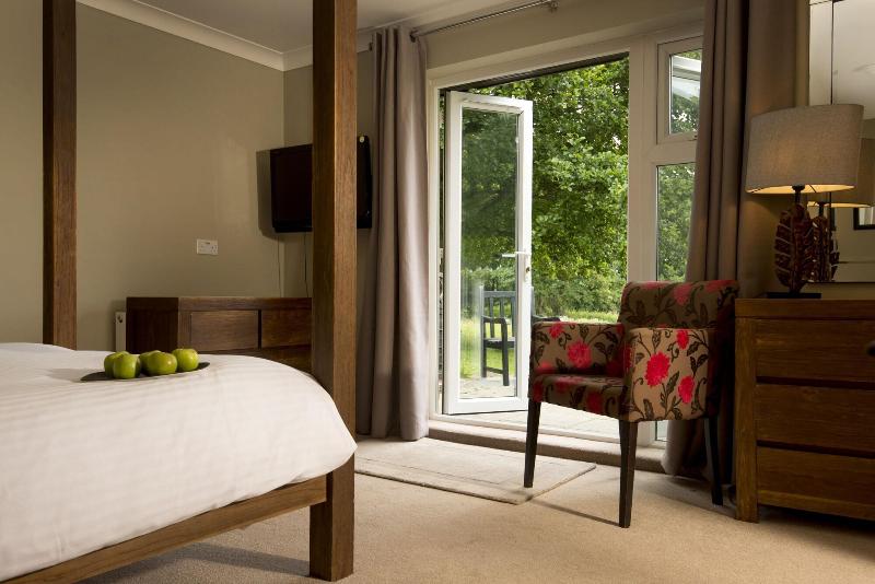 Crouchers Country Hotel - Hotel - Oda