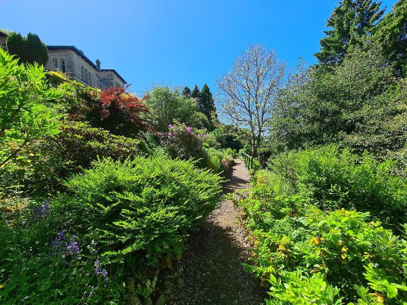 Mansfield House - Genel