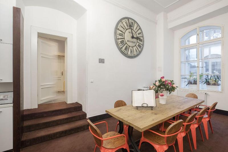 Old Town Square Hotel - Lobi