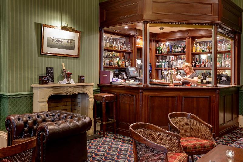 Best Western Lamphey Court Hotel & Spa - Bar