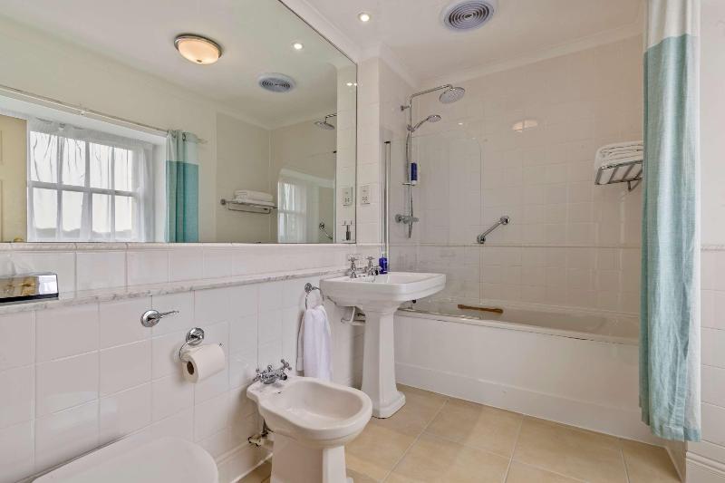 Best Western Lamphey Court Hotel & Spa - Oda