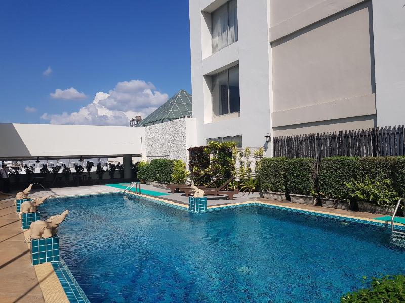 The City Hotel Sriracha - Havuz