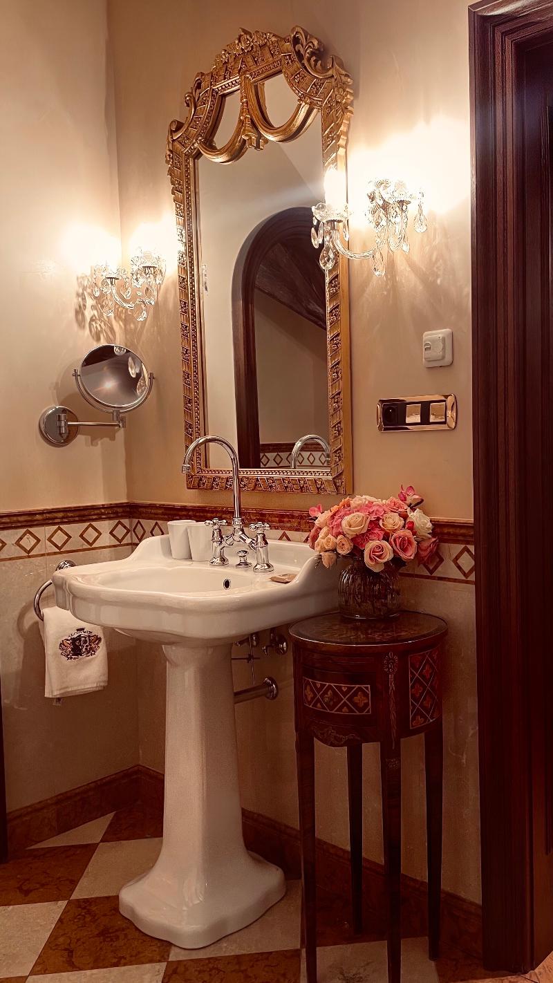 Alchymist Prague Castle Suites Hotel - Oda