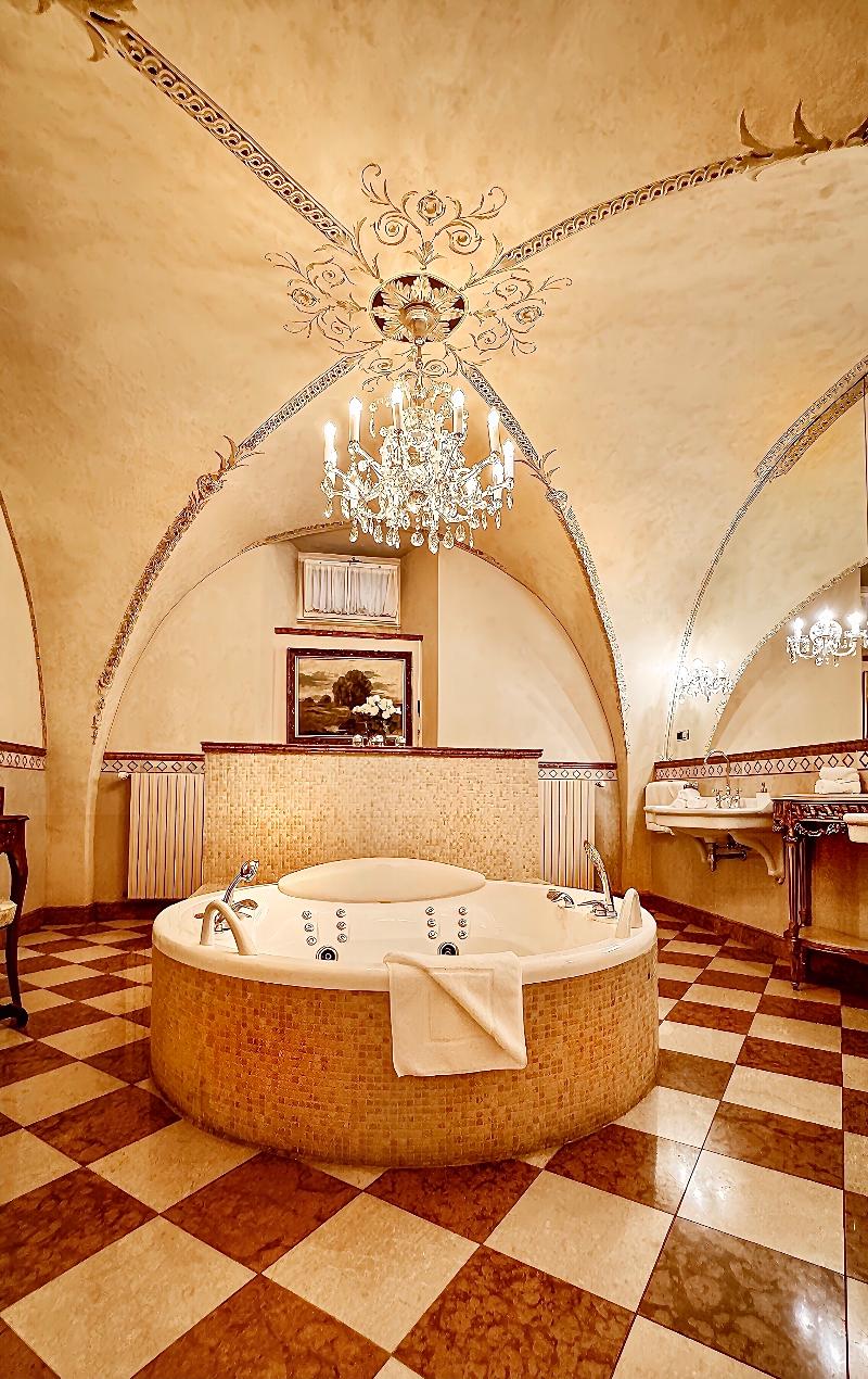 Alchymist Prague Castle Suites Hotel - Havuz