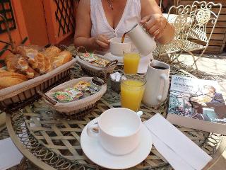 Beaunier Hotel