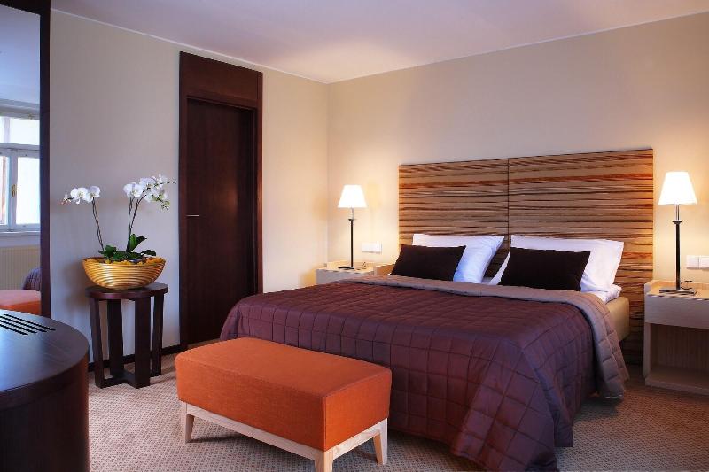 The Hotel FITZGERALD - Oda