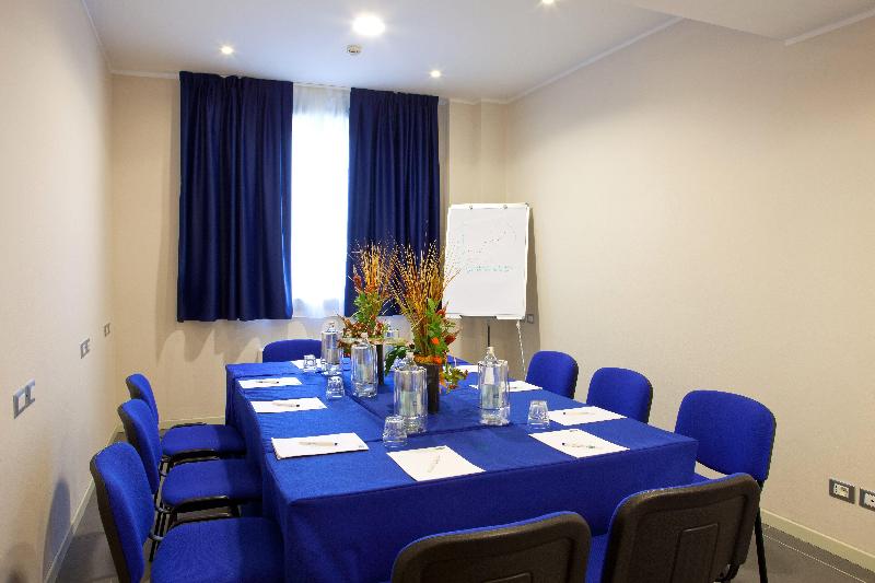 Holiday Inn Express Reggio Emilia - Toplantı