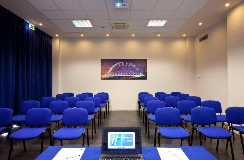 Holiday Inn Express Reggio Emilia - Toplantı