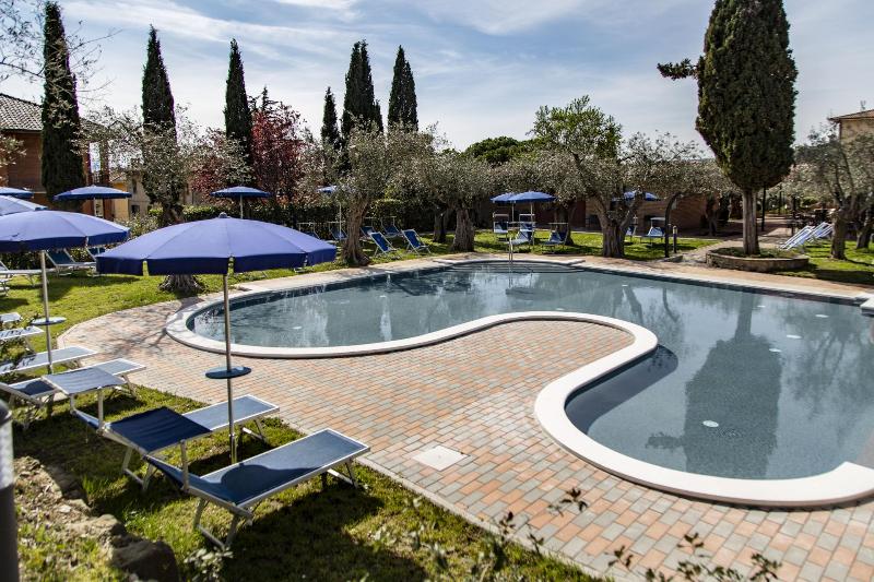 Hotel Villa Paradiso - Havuz