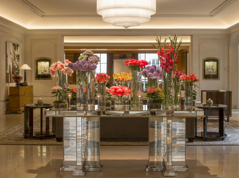Four Seasons Hotel Prague - Lobi