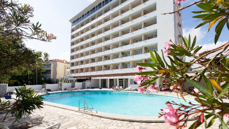 Carcavelos Beach Hotel - Havuz