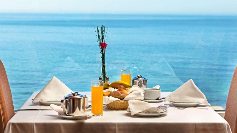 Carcavelos Beach Hotel - Restoran