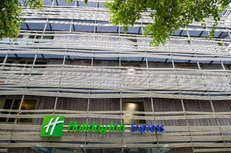 Holiday Inn Express Paris - Canal de la Villette - Genel