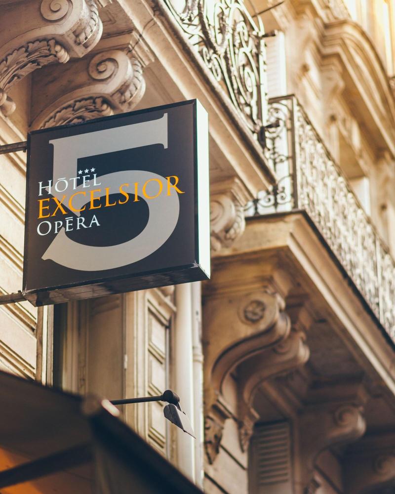 Excelsior Opera - Genel