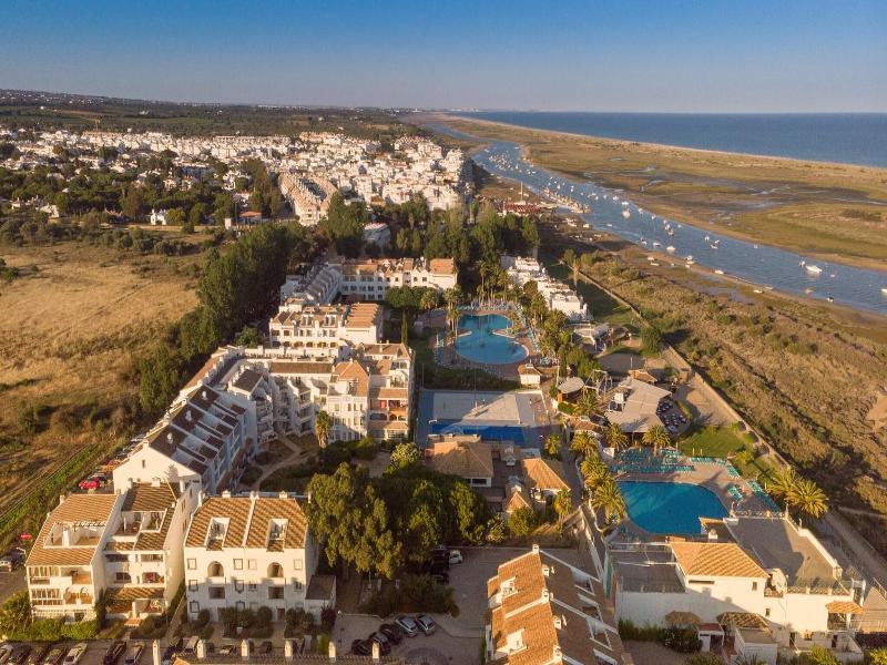 Golden Club Cabanas - Genel