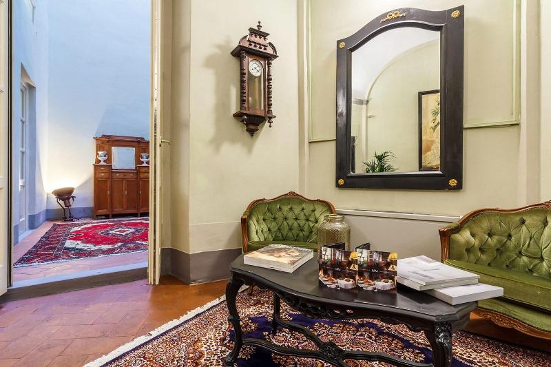 Residenza D'Epoca Puccini - Lobi