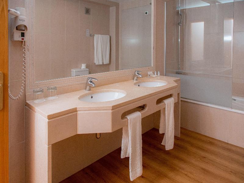 Hotel Covilha Affiliated by Melia - Oda