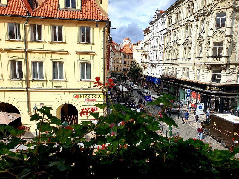 Prague Golden Age - Oda
