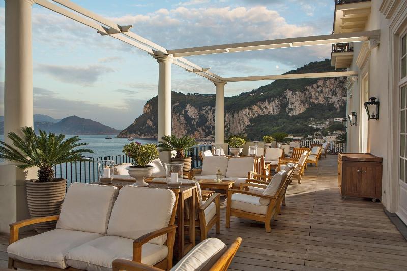 J.K. Place Capri - Genel