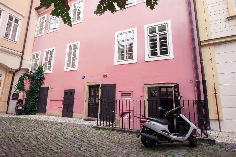 Merchant's Yard Residence - Genel