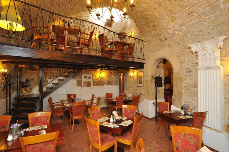 Merchant's Yard Residence - Restoran