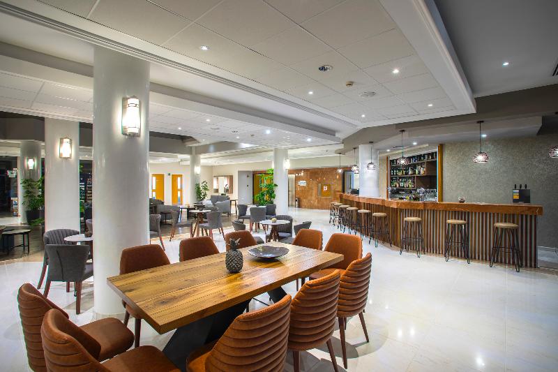 Leonardo Cypria Bay - Bar